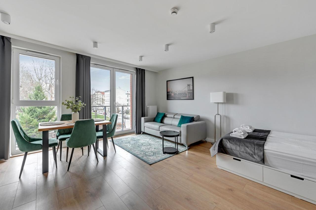 Апартаменти Aura 40 Center By Downtown *